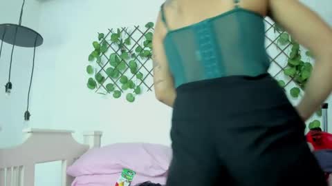 Snapshot of cris_dulce chatting on April 18, 8:31 pm cris_dulce online show from April 18, 8:31 pm