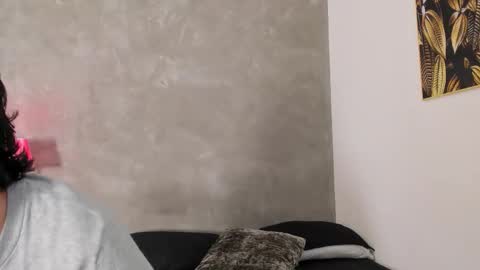 Snapshot of cris_sasha chatting on March 18, 11:46 am cris sasha online show from March 18, 11:46 am