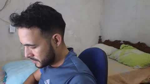 cris_simons online show from December 4, 4:32 am