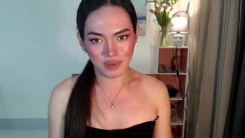 my beautiful cris online show from October 18, 6:05 am