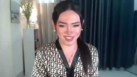 my beautiful cris online show from October 25, 5:48 am