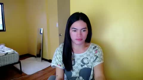 my beautiful cris online show from January 7, 4:04 am