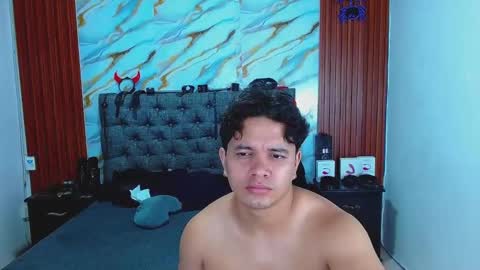 CRISANDMERY online show from May 11, 5:24 am