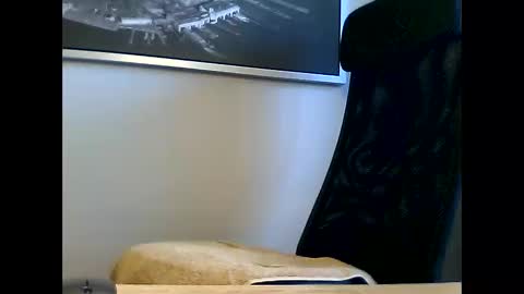 Snapshot of criscros1508 chatting on February 17, 8:41 am Cris online show from February 17, 8:41 am