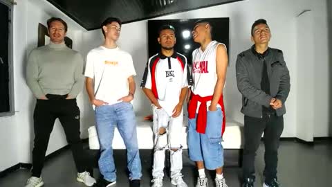 crismens online show from October 1, 11:38 am