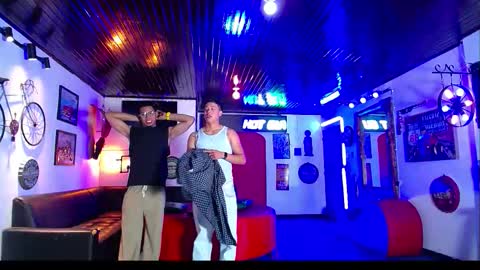 crismens online show from January 13, 1:05 pm