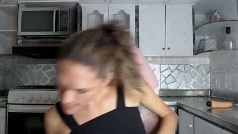 Cristina Onazis online show from March 8, 6:12 pm