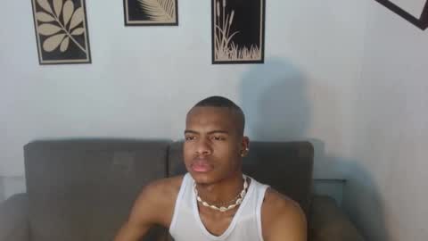 criss_zuri online show from September 25, 11:25 am