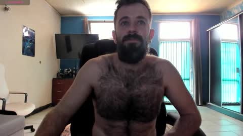 Snapshot of crissstud chatting on March 3, 10:32 am Criss online show from March 3, 10:32 am