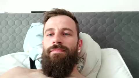 Snapshot of crissstud chatting on March 16, 6:50 am Criss online show from March 16, 6:50 am