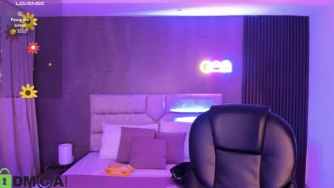 cristal__adams online show from November 5, 12:05 pm