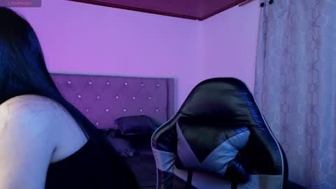 Snapshot of cristal_hilton_10 chatting on February 19, 11:01 pm Alejandra from Wednesday to Saturday from 1000 pm to 400 am Colombian hour online show from February 19, 11:01 pm