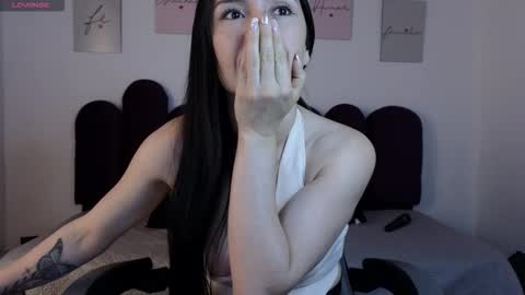 Snapshot of cristal_hilton_10 chatting on March 27, 2:28 am Alejandra from Wednesday to Saturday from 1000 pm to 400 am Colombian hour online show from March 27, 2:28 am