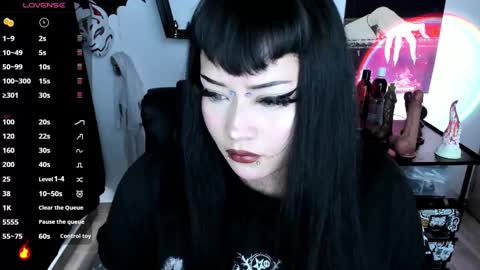 Cris online show from September 15, 7:25 pm