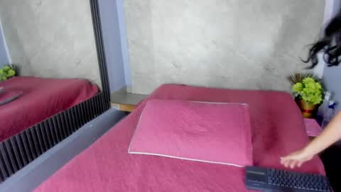 Snapshot of cristal_quintero chatting on June 4, 12:22 pm Cristal online show from June 4, 12:22 pm