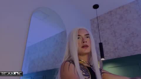 Snapshot of cristal_roberts_ chatting on October 31, 1:56 pm Cristal online show from October 31, 1:56 pm