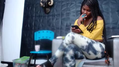 Snapshot of cristal_smith06 chatting on September 29, 9:36 am Hanna online show from September 29, 9:36 am