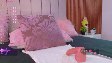 STEFANYIG cristalsubin online show from November 18, 12:20 pm