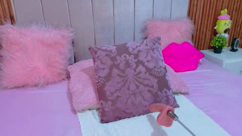 STEFANYIG cristalsubin online show from November 28, 12:08 pm