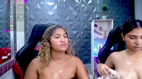 Snapshot of cristal_war chatting on February 20, 12:51 am Cristal online show from February 20, 12:51 am