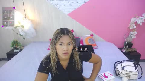 Snapshot of cristal_war chatting on March 8, 10:13 pm Cristal online show from March 8, 10:13 pm