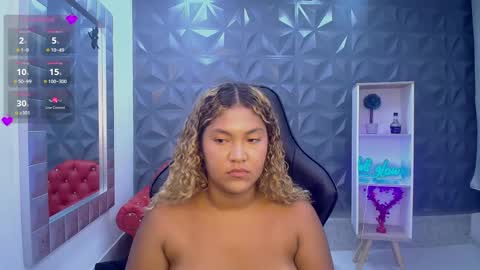 Snapshot of cristal_war chatting on March 31, 12:34 am Cristal online show from March 31, 12:34 am