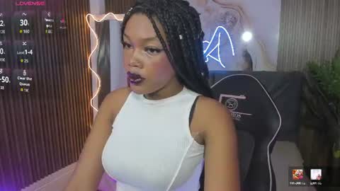 Snapshot of cristalbroke_tay chatting on June 20, 7:16 pm Crystalbroke online show from June 20, 7:16 pm