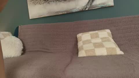 Snapshot of cristaleyess chatting on February 17, 3:29 pm cristaleyess online show from February 17, 3:29 pm