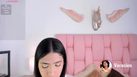 cristal online show from December 3, 3:22 pm