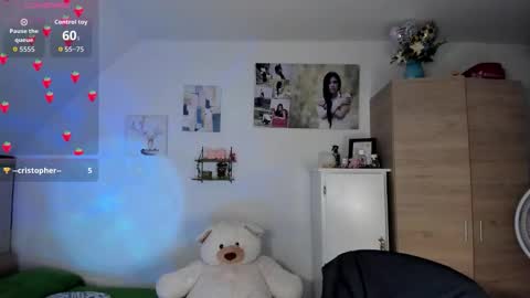 cristal online show from September 23, 1:58 pm