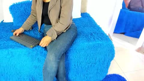 cristal walker online show from October 30, 12:17 pm