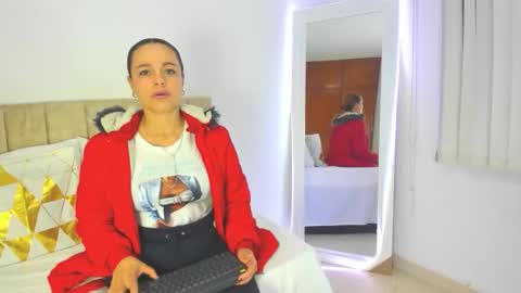 cristal walker online show from November 24, 10:26 am