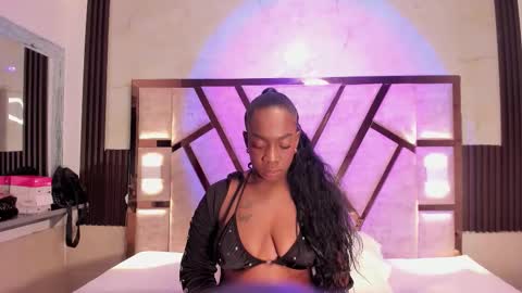 Snapshot of cristhinbrown chatting on March 12, 6:47 pm cristin online show from March 12, 6:47 pm