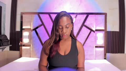 Snapshot of cristhinbrown chatting on March 30, 7:04 pm cristin online show from March 30, 7:04 pm