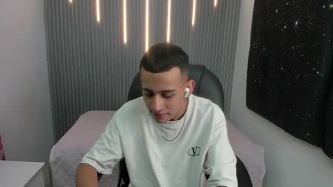 Cristhofer online show from February 12, 3:56 am