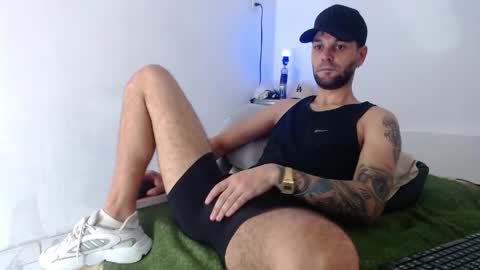 Snapshot of cristianhot125 chatting on May 24, 5:07 pm cristianhot125 online show from May 24, 5:07 pm