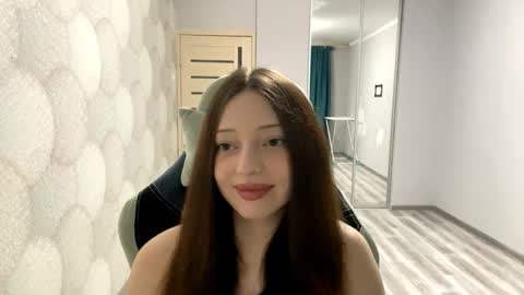 Cristi online show from February 4, 2:23 pm