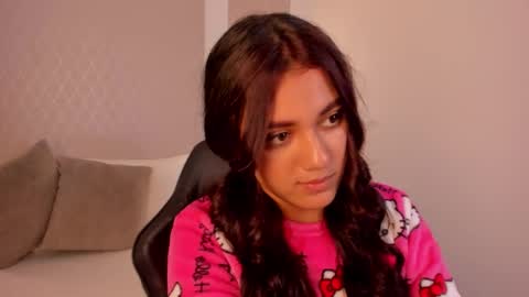 Snapshot of cristin_collins chatting on March 30, 9:16 pm C R I S T I N online show from March 30, 9:16 pm