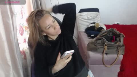 cristina online show from April 3, 3:54 pm