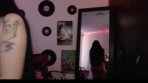 Christina online show from February 22, 5:33 pm