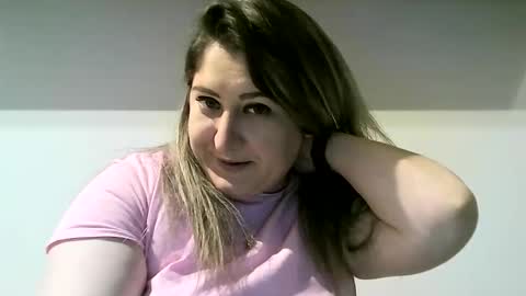 Snapshot of cristina20021991 chatting on October 25, 9:31 pm cristina20021991 online show from October 25, 9:31 pm