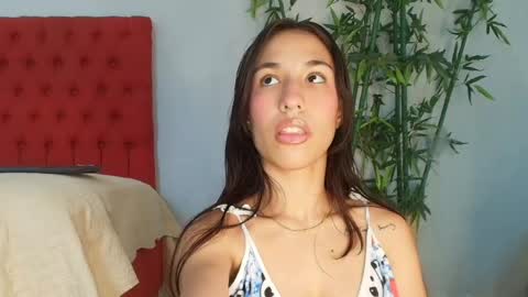 Cris  online show from May 20, 7:20 pm