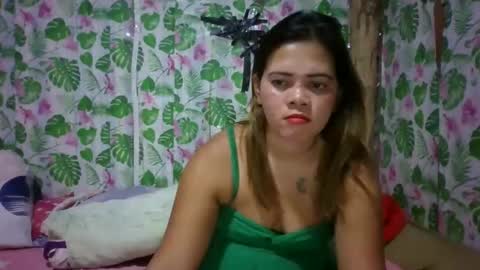 Snapshot of cristine316 chatting on September 24, 8:17 am cristine316 online show from September 24, 8:17 am