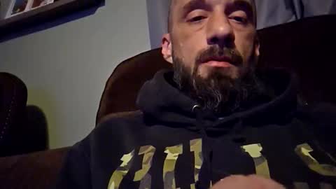 Snapshot of cristo8inch chatting on March 4, 4:07 am cristo8inch online show from March 4, 4:07 am