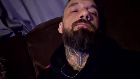 Snapshot of cristo8inch chatting on March 16, 6:28 am cristo8inch online show from March 16, 6:28 am