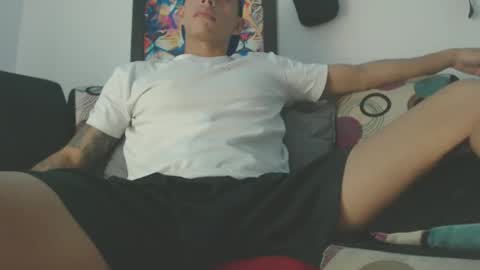 Snapshot of cristofer_dick5511 chatting on February 15, 4:25 am criistofer online show from February 15, 4:25 am