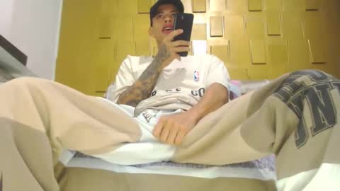 Snapshot of cristofer_dick5511 chatting on September 20, 6:42 pm criistofer online show from September 20, 6:42 pm
