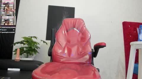 cristopher23  online show from January 25, 1:54 am