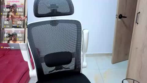 cristopher23  online show from October 23, 2:22 am