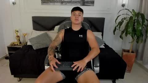 Cristopher online show from May 13, 11:18 am